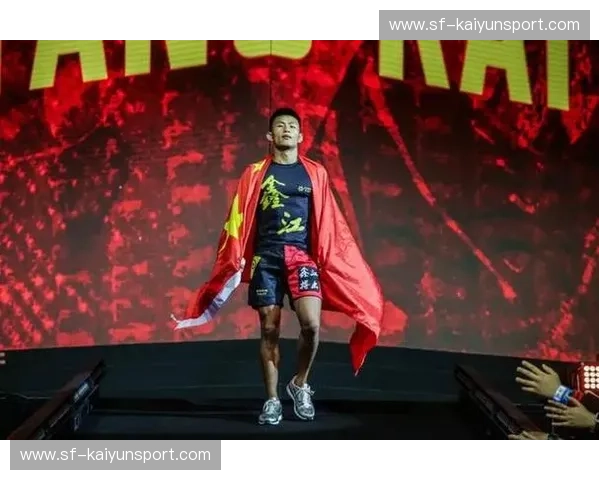 MMA综合格斗最新战报：现场热浪与未来格局的全景解读